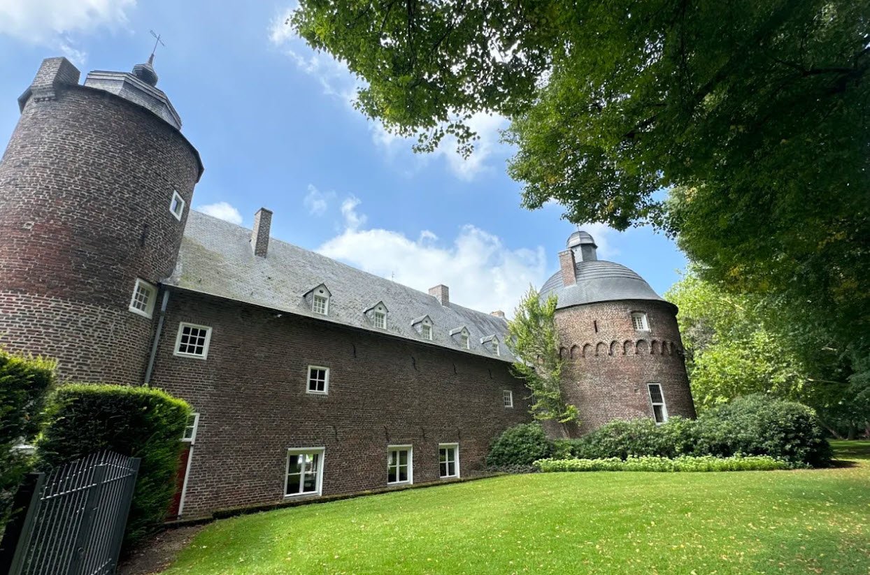 Kasteel Well, Netherlands
